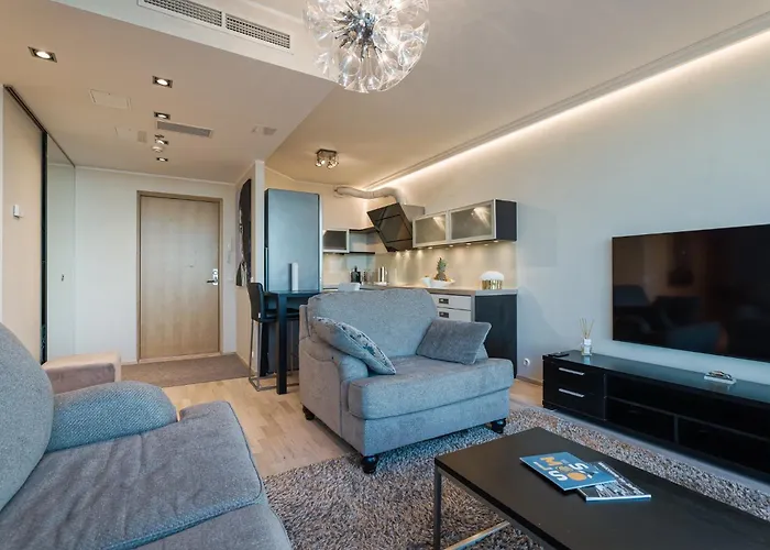 Fahle, Skyline View 1 Bedroom Flat Near Centre