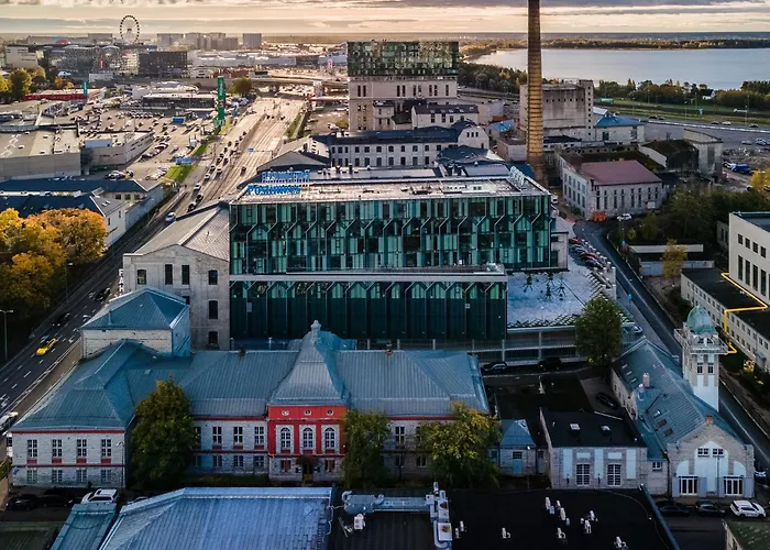 Fahle, Skyline View 1 Bedroom Flat Near Centre