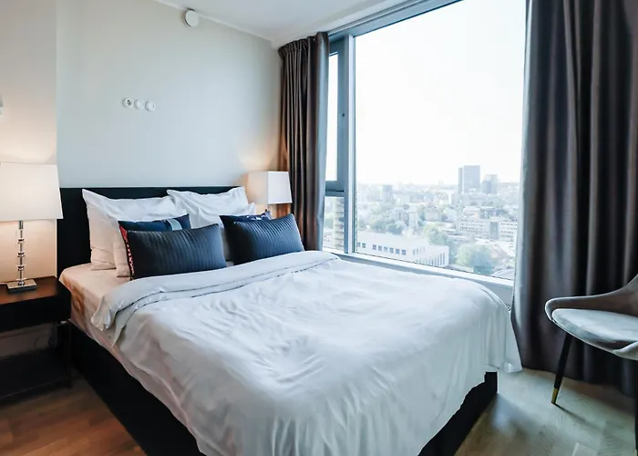 Fahle, Skyline View 1 Bedroom Flat Near Centre * تالين