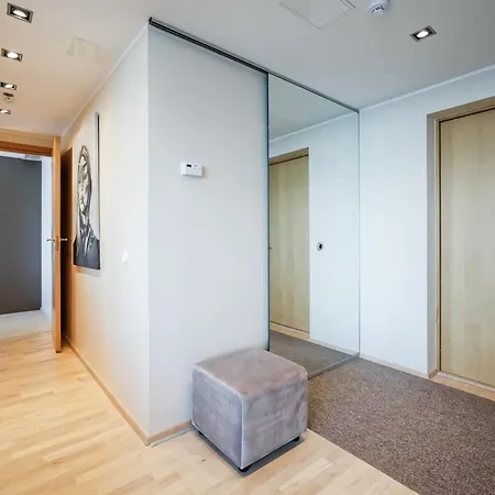 דירה Fahle, Skyline View 1 Bedroom Flat Near Centre