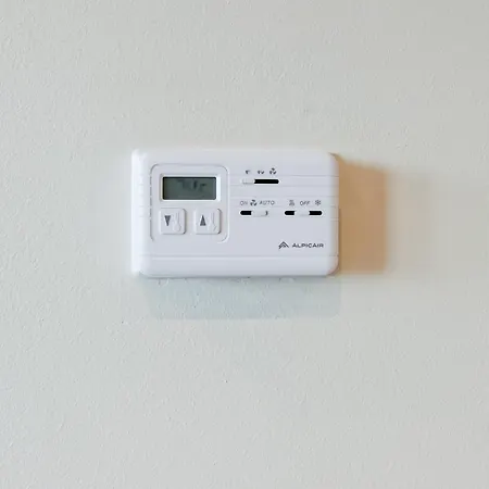 Fahle, Skyline View 1 Bedroom Flat Near Centre *