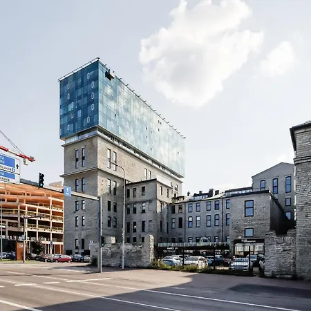 Fahle, Skyline View 1 Bedroom Flat Near Centre טאלין